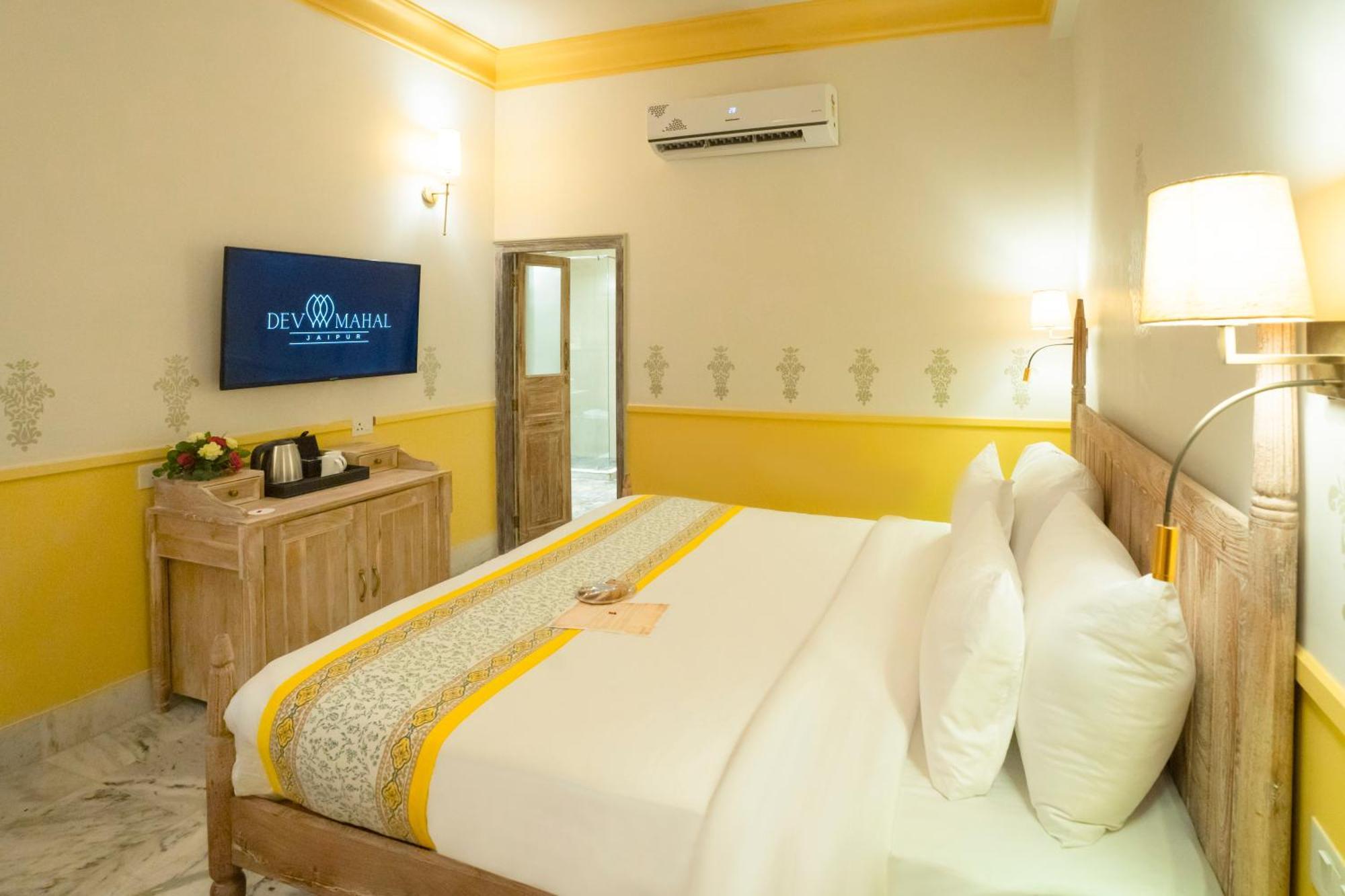 Dev Mahal - A Boutique Heritage Hotel 斋浦尔 外观 照片